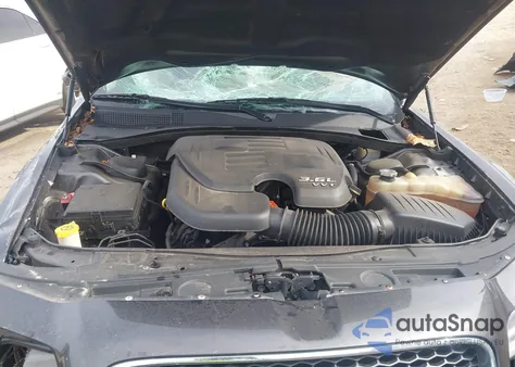 2020 Chrysler 300 Limited из США, поврежденный, VIN 2C3CCAEG2LH141849